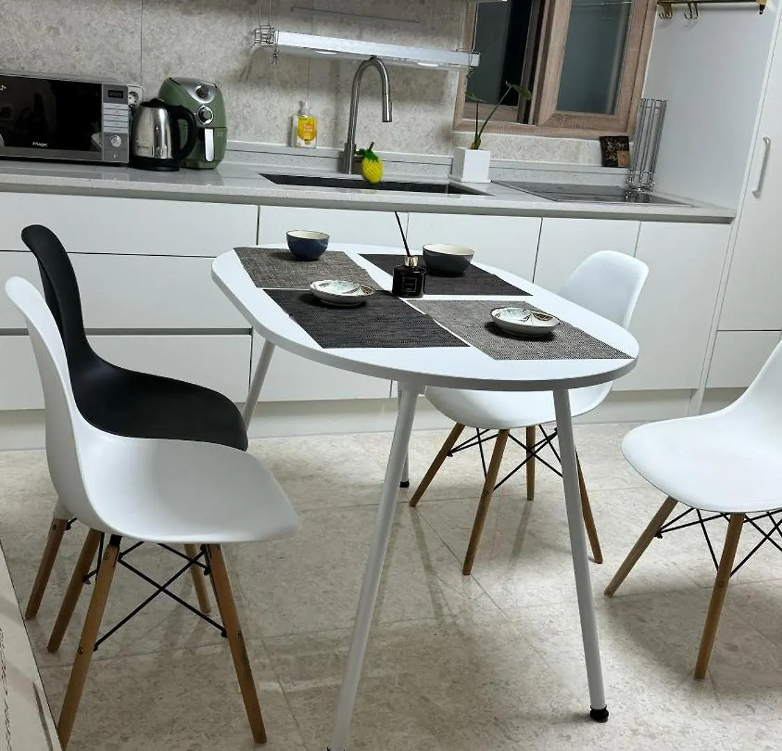 Sunshinehouse #Hotplace Seoul Lägenhet